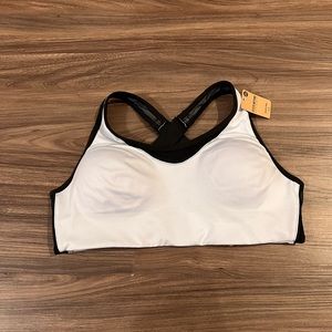 NWT Victorias Secret PINK sports bra